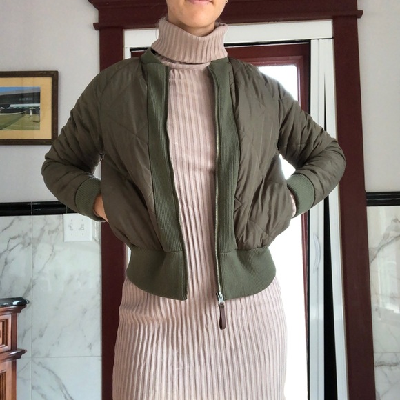 Urban Outfitters army green bomber - Picture 2 of 8